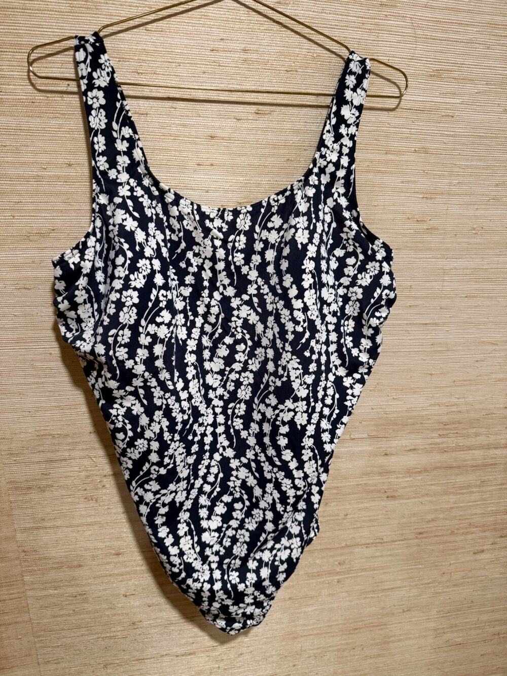 Lands' End Women's Sz 20W Wireless Floral One-Piece Swimsuit, 3222